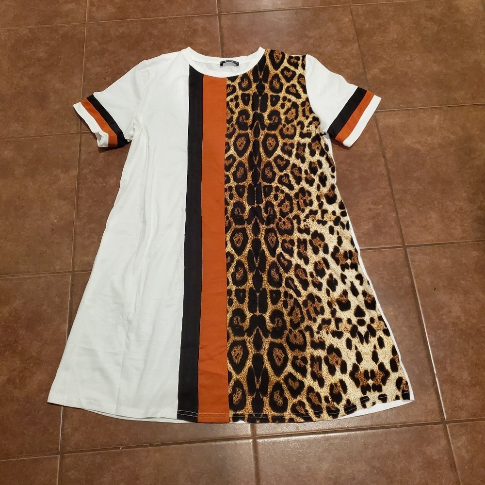 Cheetah print t-shirt dress.